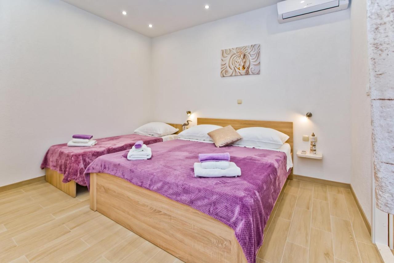 Apartments By The Sea Cove Zastupac, Hvar - 8761 Hvar Town Exterior photo